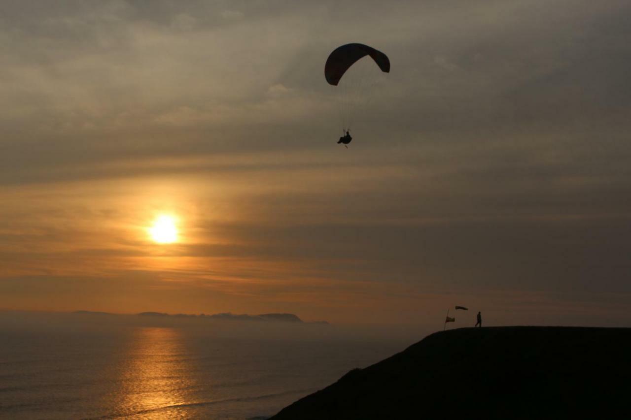 Paseo Vista Mar * Lima